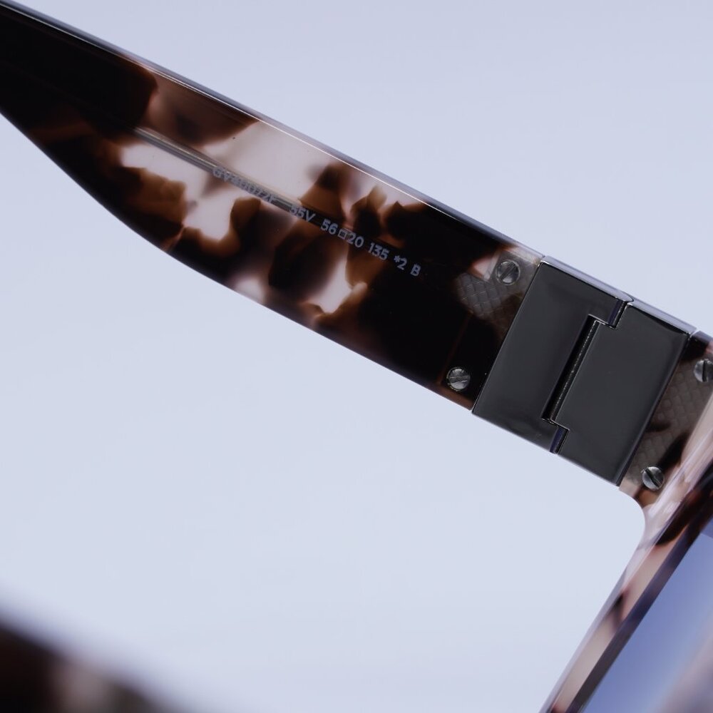 🕶️ New Givenchy GV40072F 55V Sunglasses - Coloured Havana Frame, Blue Lenses - Picture 7 of 9